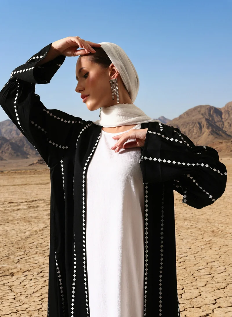 Ishin black Black thread embroidered Abaya with Hijab for Women | Best Price UAE